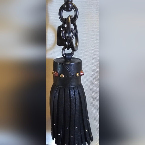Coach tassel bag charm - Picture 2 of 8